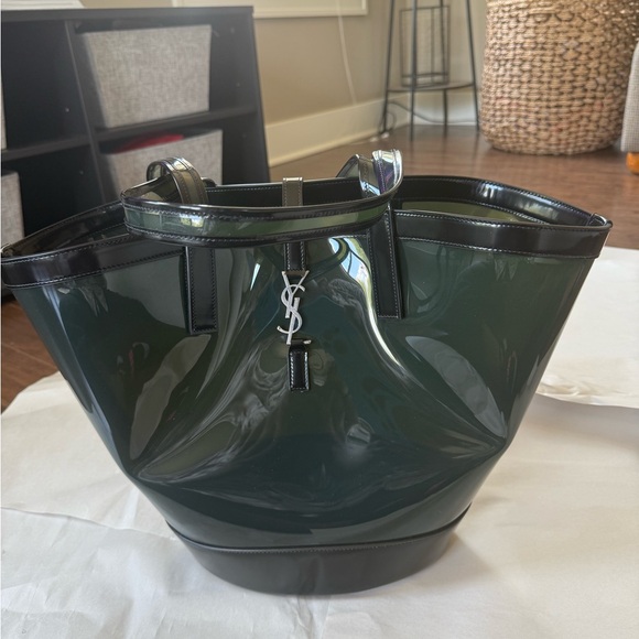 Yves Saint Laurent Vinyl  Green Patent Leather Tote/ Tote Basket Bag. NWT - Picture 1 of 6